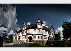 Schloss_Bevern.jpg